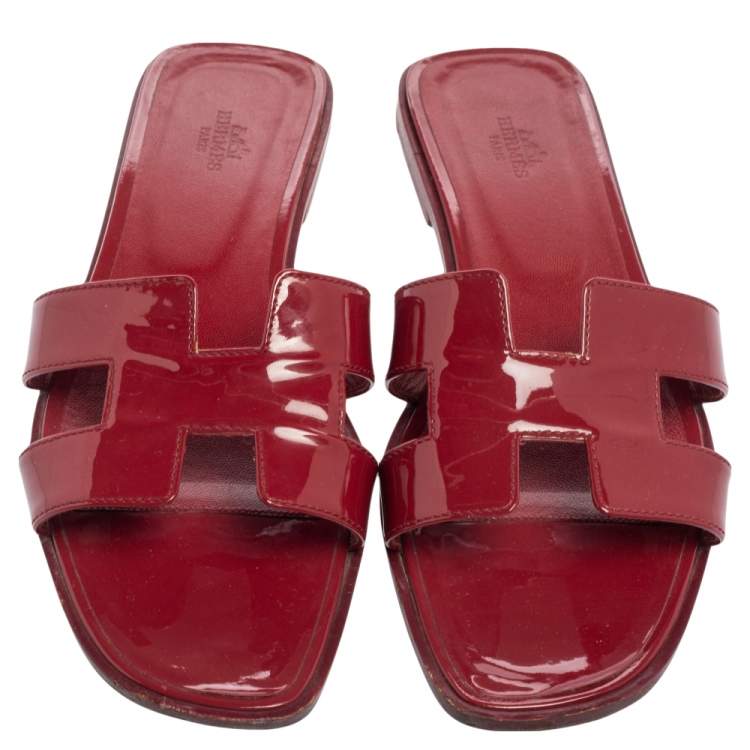 Pre Owned Hermes Burgundy Patent Leather Oran  Sandals Size 41