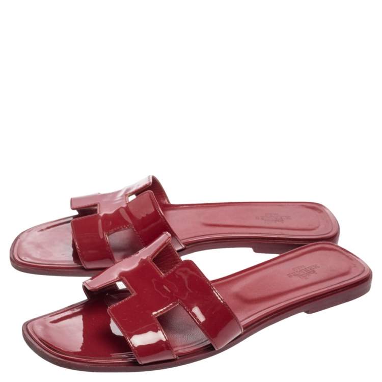 Pre Owned Hermes Burgundy Patent Leather Oran  Sandals Size 41