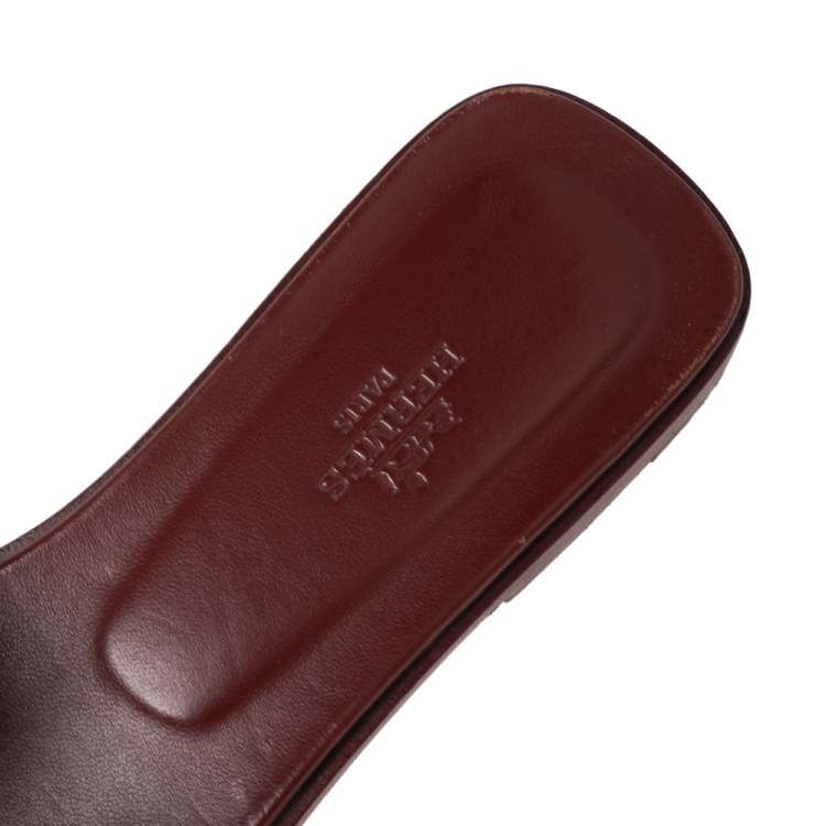 Pre Owned Hermes Burgundy Leather Oran  Sandals Size 38