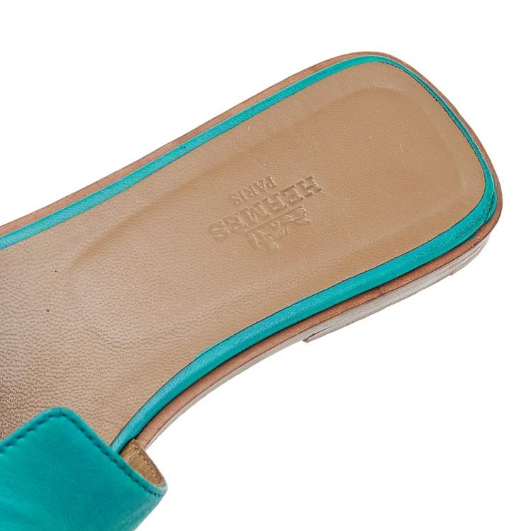 Pre Owned Hermès Teal Green Leather Oran Flats Size 36