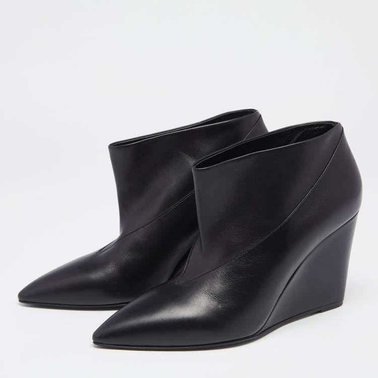 Pre Owned Hermes Black Leather Pointed Toe Wedge Ankle Booties Size 39
