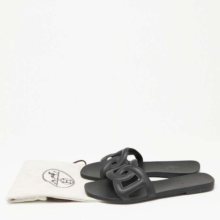 Pre Owned Hermes Black Rubber Aloha Flat Slides Size 39