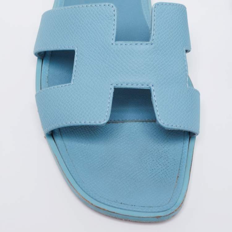 Pre Owned Hermes Light Blue Leather Oran Flat Slides Size 39