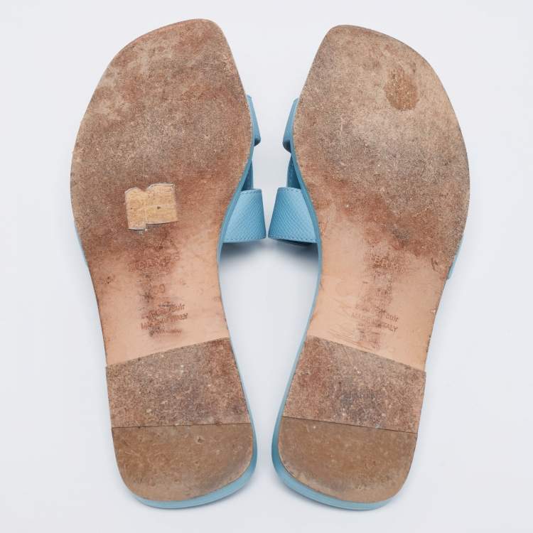 Pre Owned Hermes Light Blue Leather Oran Flat Slides Size 39