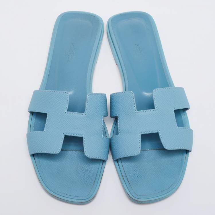 Pre Owned Hermes Light Blue Leather Oran Flat Slides Size 39