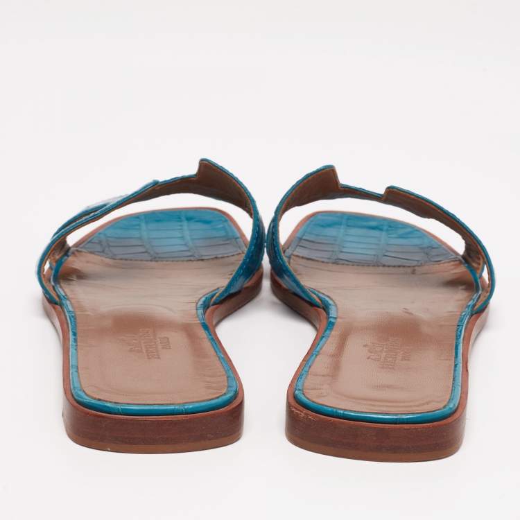 Pre Owned Hermes  Turquoise Blue Croc Embossed Leather Oran Sandals Size 37.5