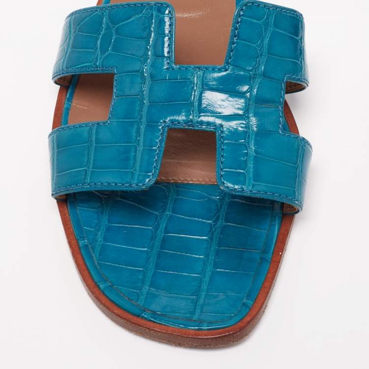Pre Owned Hermes  Turquoise Blue Croc Embossed Leather Oran Sandals Size 37.5