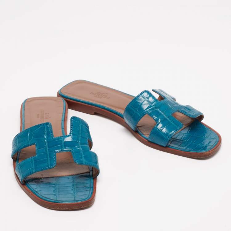 Pre Owned Hermes  Turquoise Blue Croc Embossed Leather Oran Sandals Size 37.5