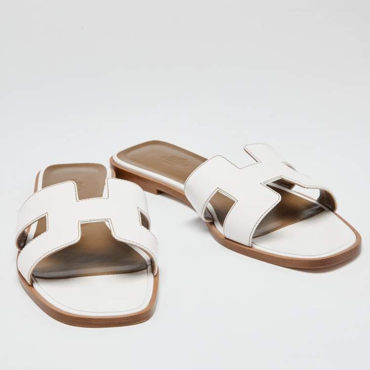 Pre Owned Hermes White Leather Oran Flat Slide Sandals Size 41
