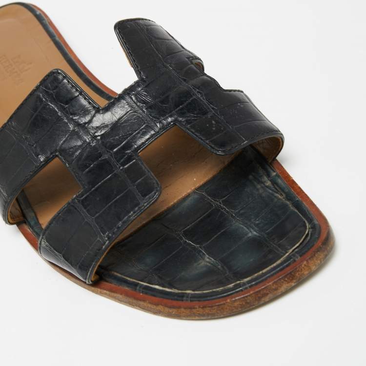 Pre Owned Hermes Black Croc Embossed Leather Oran Flat Slides Size 40