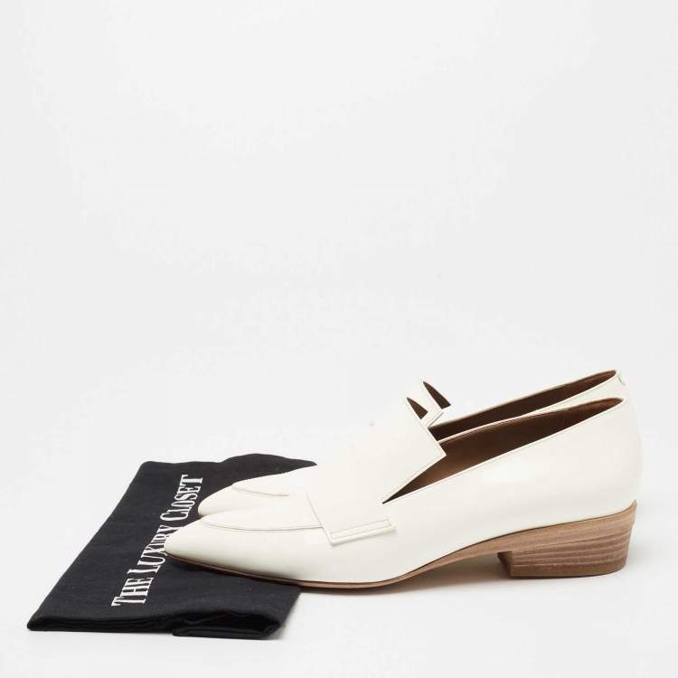 Pre Owned Hermes Off White Patent Leather Loafers Size 40
