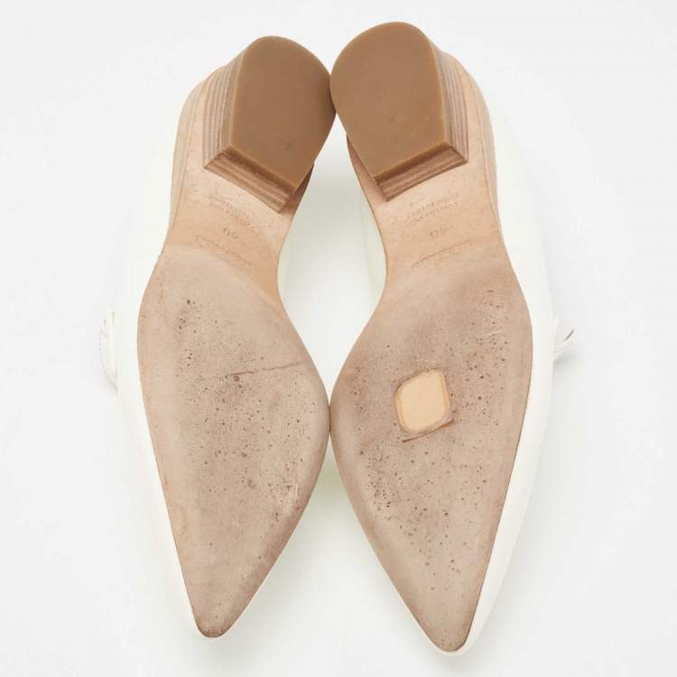 Pre Owned Hermes Off White Patent Leather Loafers Size 40
