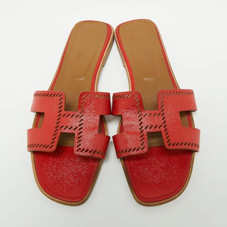 Pre Owned Hermes Orange Patent Leather Perforated Oran Flats Size 40.5