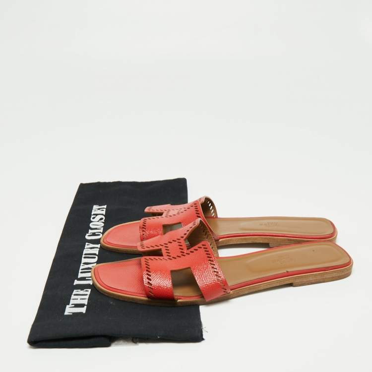 Pre Owned Hermes Orange Patent Leather Perforated Oran Flats Size 40.5