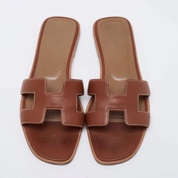 Pre Owned Hermes Brown Leather Oran Flat Slides Size 36
