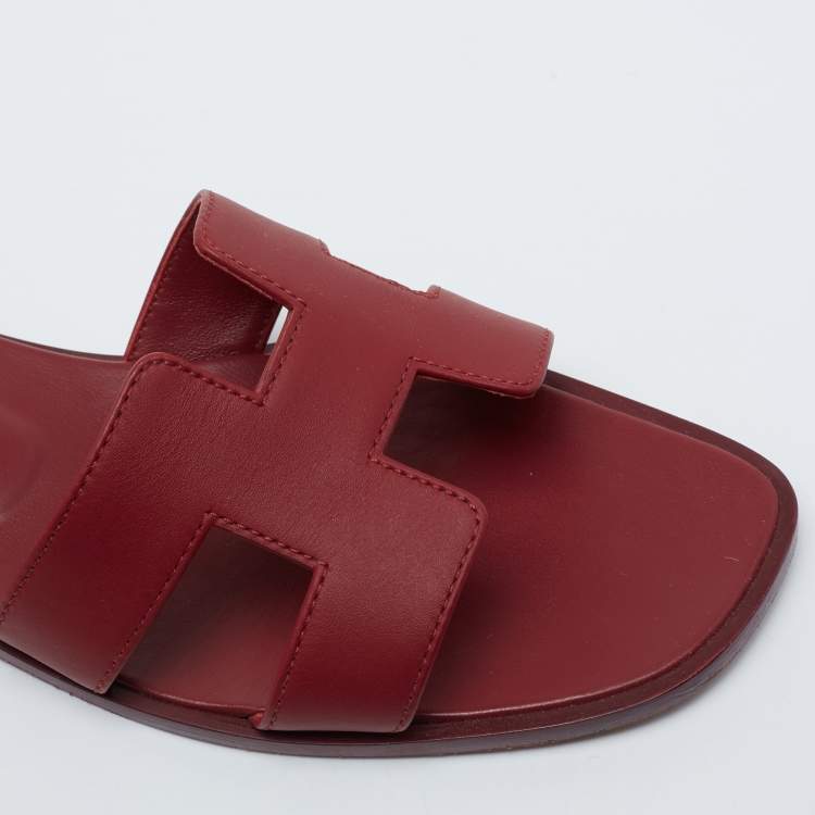 Pre Owned Hermes Burgundy Leather Oran Flat Slides Size 38.5 