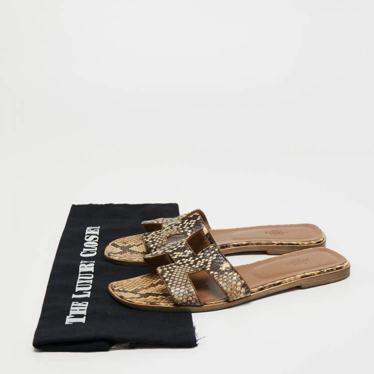 Pre Owned Hermes Brown/Beige Python Leather Oran Flat Slides Size 41