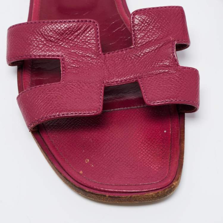 Pre Owned Hermes Magenta Leather Oran Flat Slides Size 38