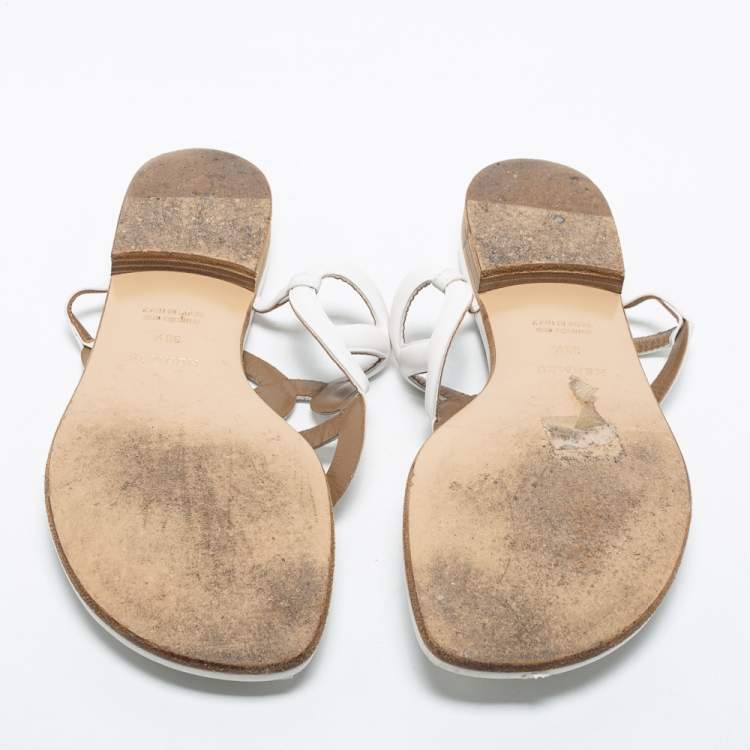 مملوكة مسبقًا Hermes White Leather Beach Thong Flats Size 39.5