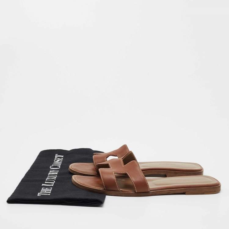 Pre Owned Hermes Brown Leather Oran Flat Slides Size 37