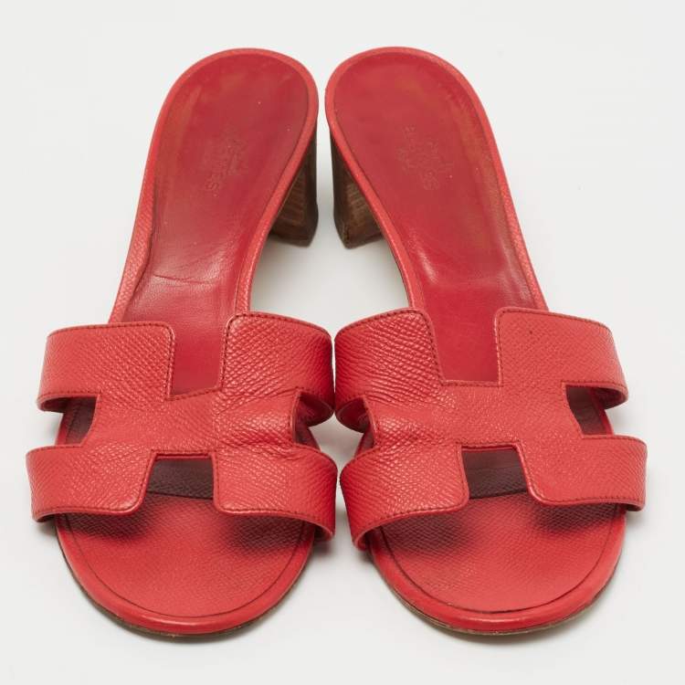 Pre Owned Hermes Red Textured Leather Oasis Slide Sandals Size 39