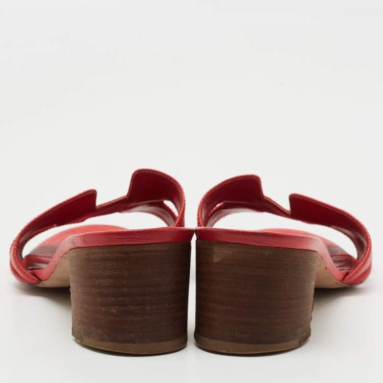 Pre Owned Hermes Red Textured Leather Oasis Slide Sandals Size 39