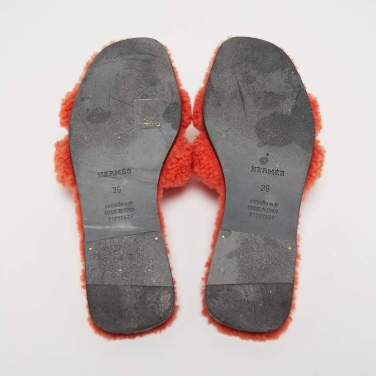 Pre Owned Hermes Orange Shearling Fur Oran Flat Slides Size 36