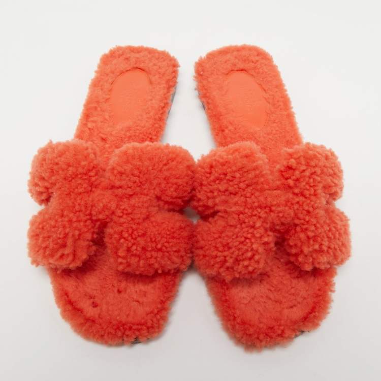 Pre Owned Hermes Orange Shearling Fur Oran Flat Slides Size 36