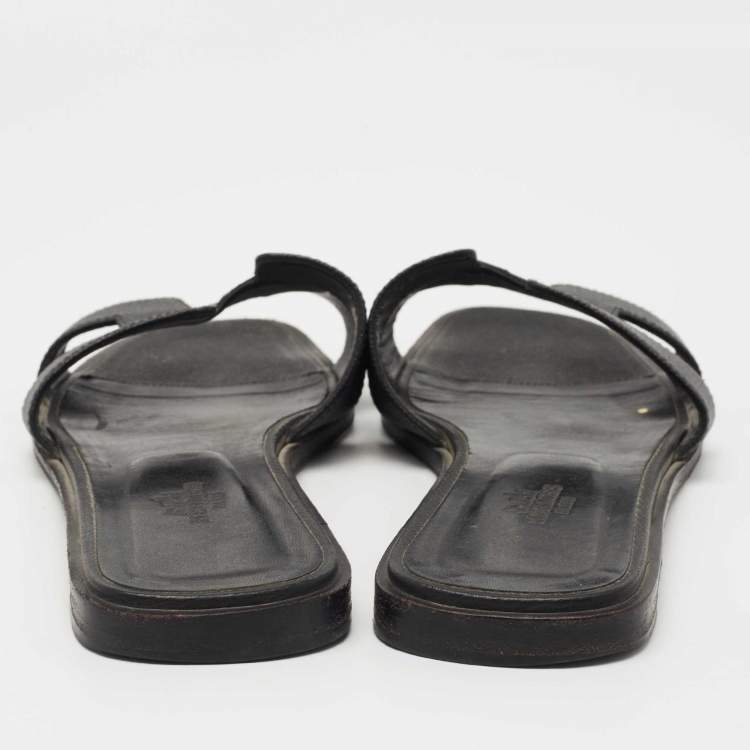 Pre Owned Hermes Black Leather Oran Flat Slides Size 40