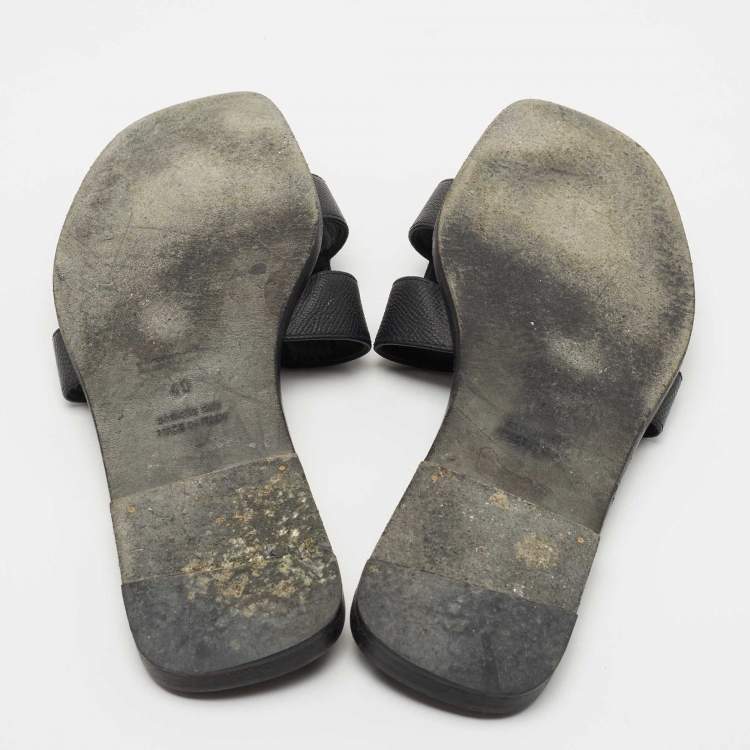 Pre Owned Hermes Black Leather Oran Flat Slides Size 40