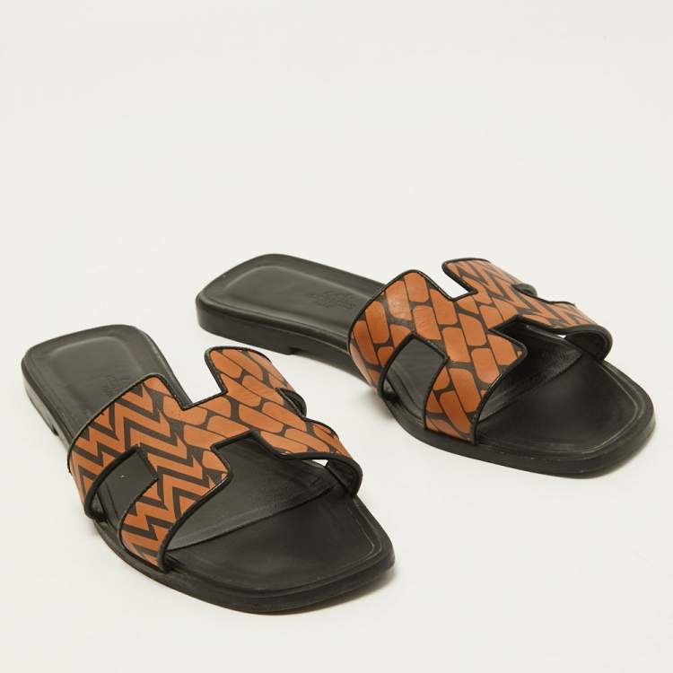 Pre Owned Hermes Brown/Black Leather Oran Flat Slides Size 41