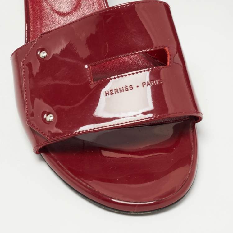 Pre Owned Hermes Burgundy Patent Leather View Slide Sandals Size 38.5