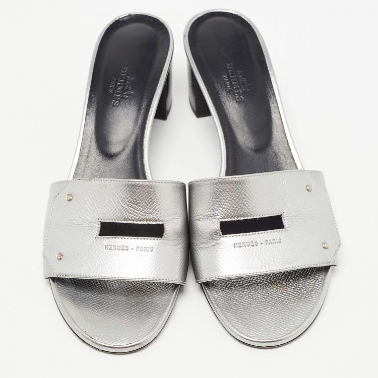 Pre Owned Hermes Silver Leather Very Block Heel Sandals Size 38.5