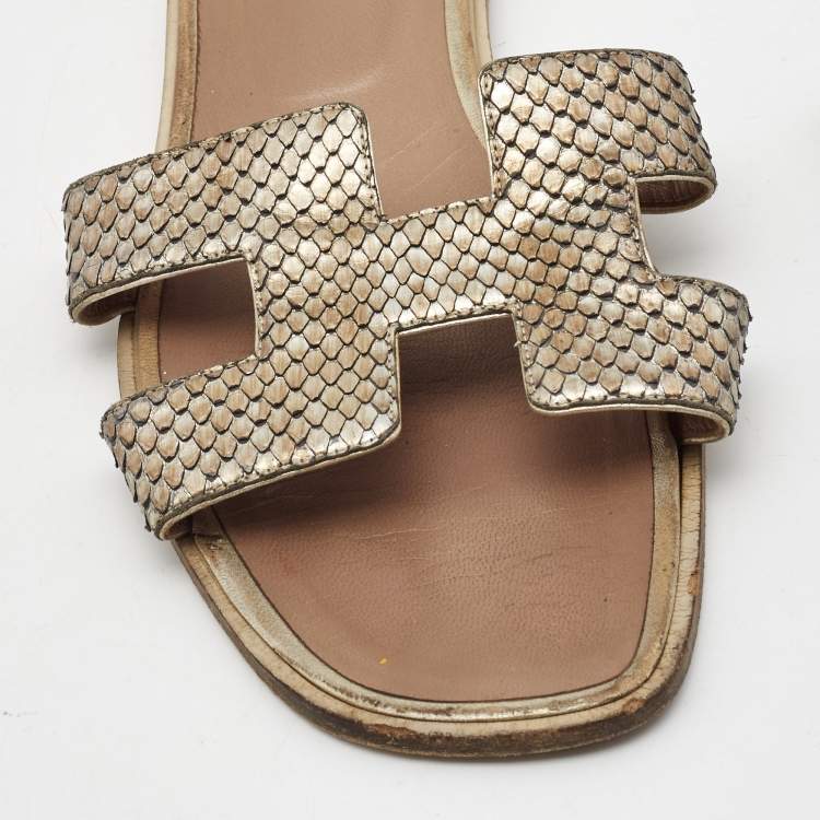 Pre Owned Hermes Two Tone Python Leather Oran Flat Sandals Size 41