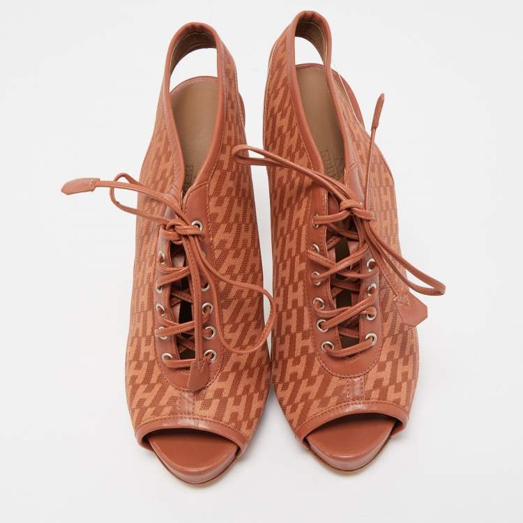 Pre Owned Hermes Brown Perforated Leather Garrigue Peep Toe Booties Size 38.5