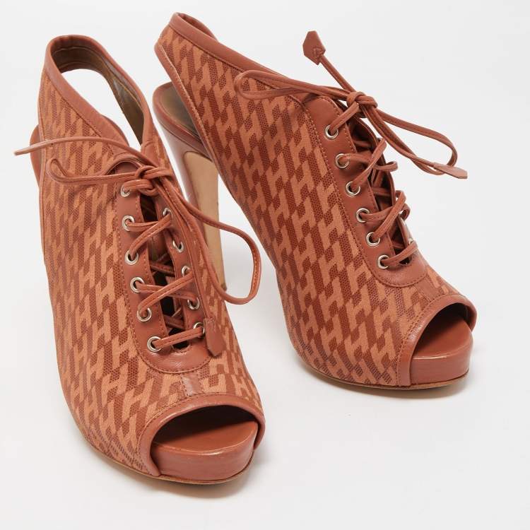 Pre Owned Hermes Brown Perforated Leather Garrigue Peep Toe Booties Size 38.5