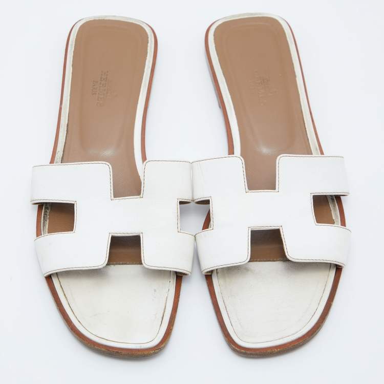 Pre Owned Hermes White Leather Oran Slide Sandals Size 39