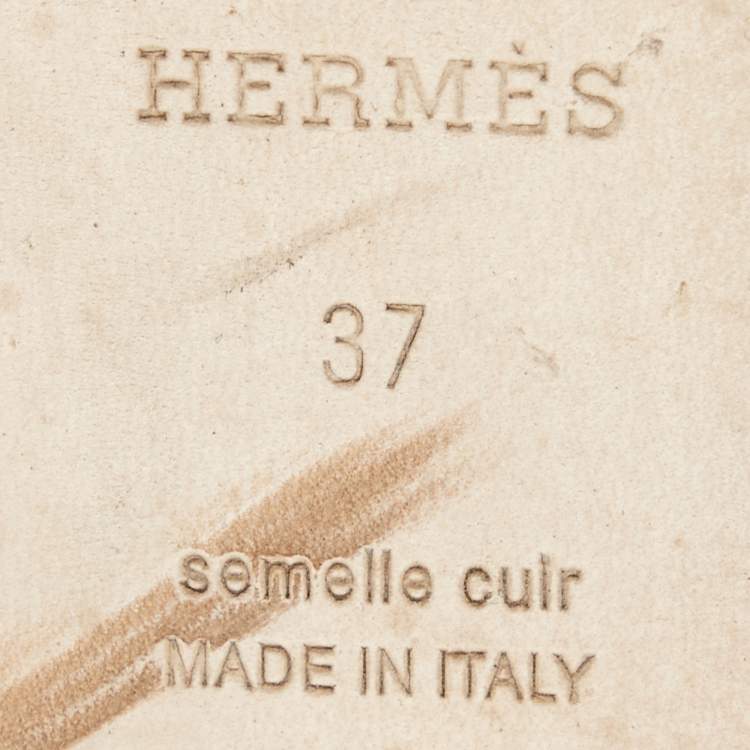 Pre Owned  Hermès  White Leather Santorini Flat Sandals Size 37