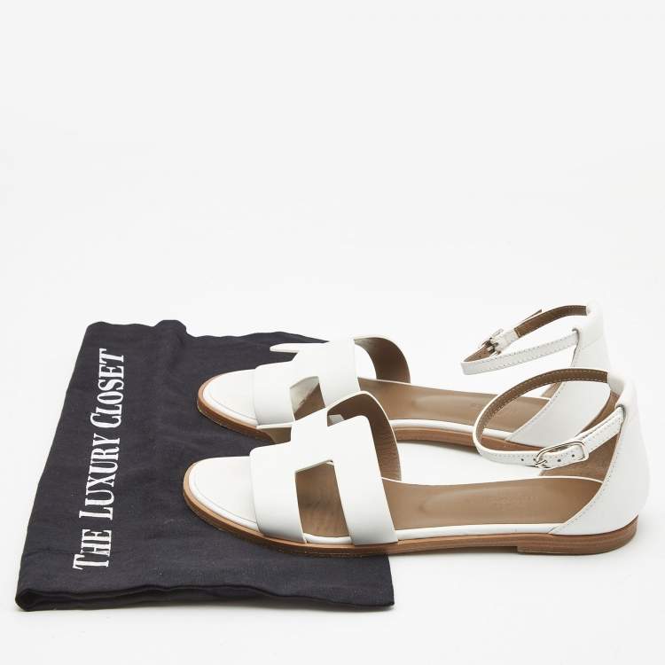Pre Owned  Hermès  White Leather Santorini Flat Sandals Size 37