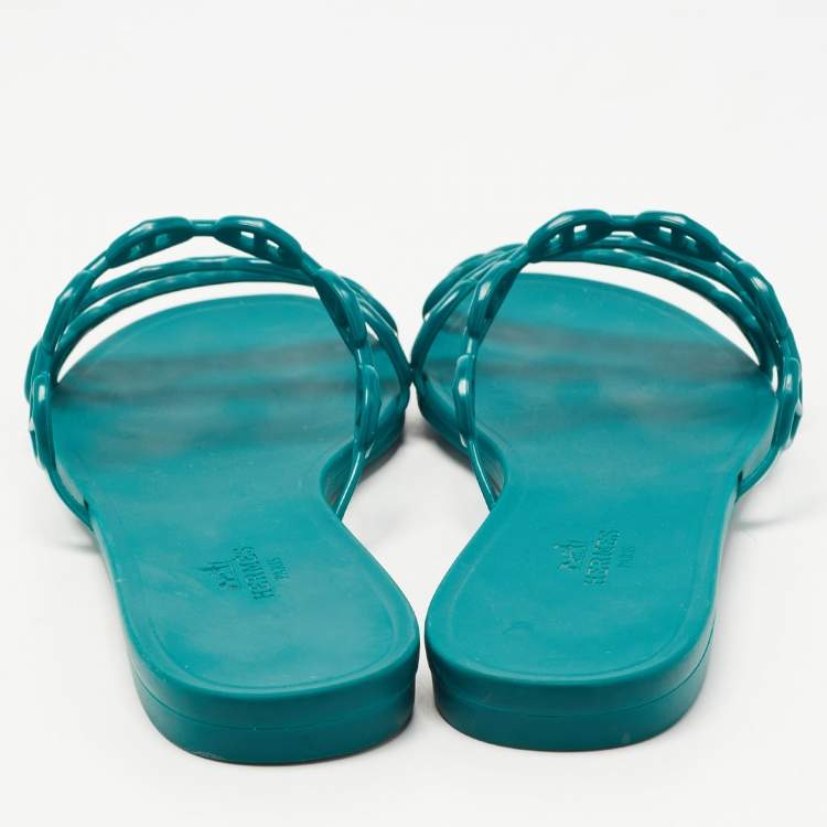 Pre Owned Hermes Green Rubber Chaine d'Ancre Rivage Flat Slides Size 39 