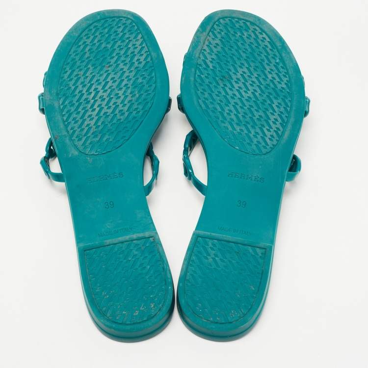 Pre Owned Hermes Green Rubber Chaine d'Ancre Rivage Flat Slides Size 39 