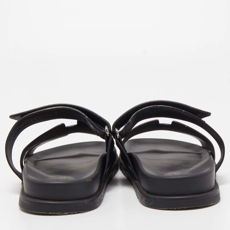 Pre Owned Hermès  Black Leather Chypre Sandals Size 39
