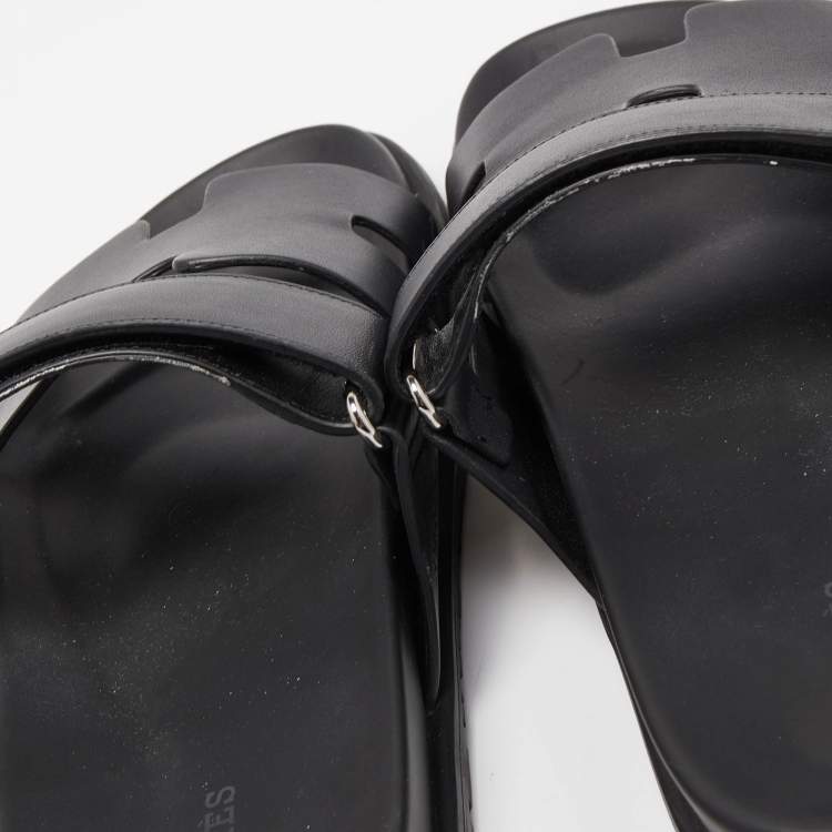Pre Owned Hermès  Black Leather Chypre Sandals Size 39