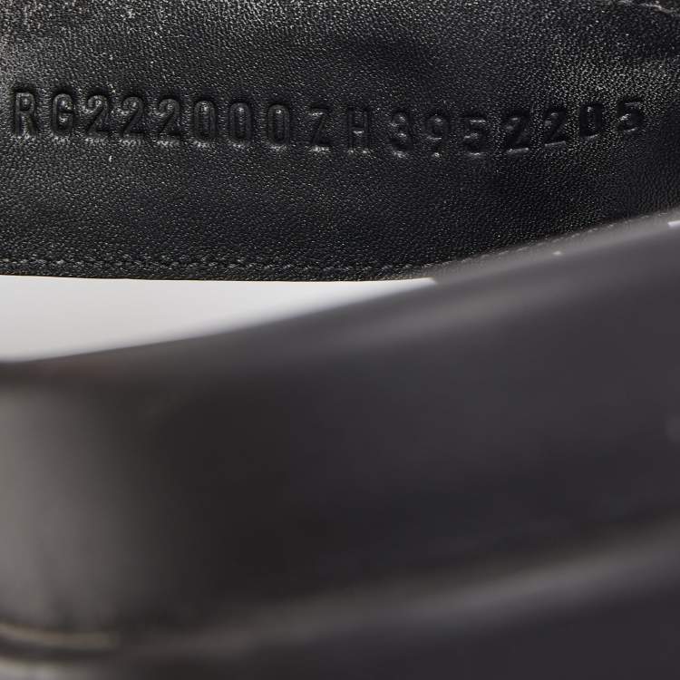 Pre Owned Hermès  Black Leather Chypre Sandals Size 39