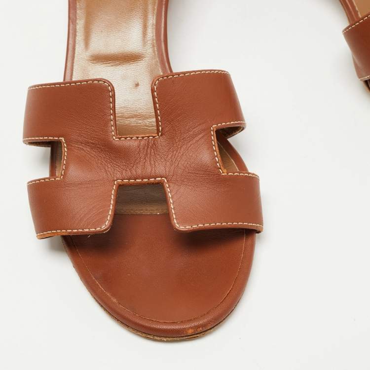 Pre Owned Hermes Brown Leather Oasis Slide Size 36