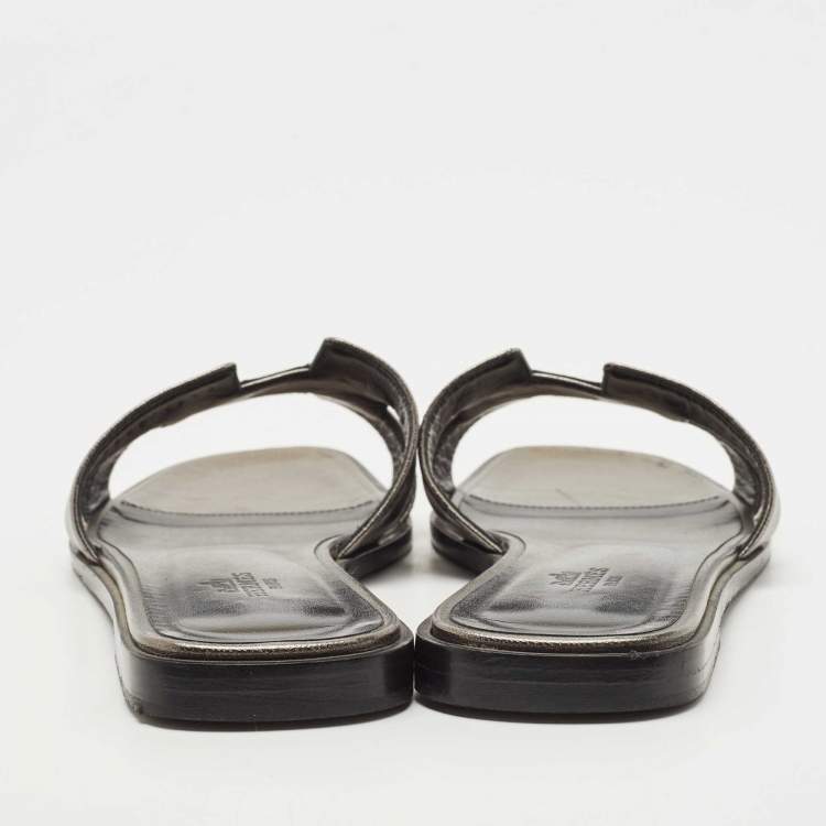 Pre Owned Hermes Metallic Bronze  Leather Oran Slide Flats Size 37