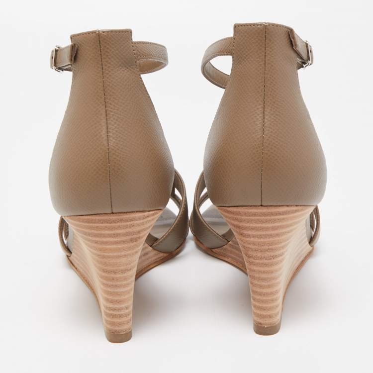 Pre Owned Hermes Light Brown Leather Legend Sandals Size 37