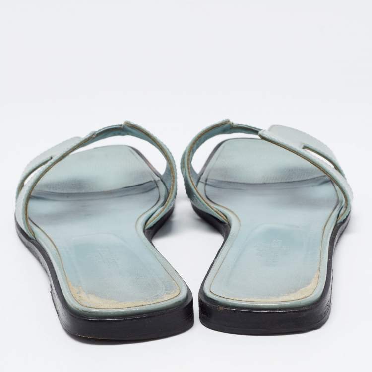 Pre Owned Hermes Blue Leather Oran Flat Slides Size 38.5