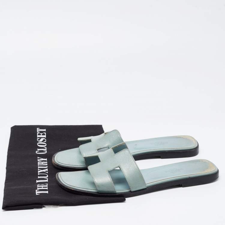 Pre Owned Hermes Blue Leather Oran Flat Slides Size 38.5