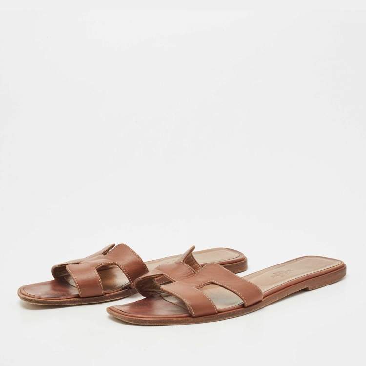 Pre Owned Hermes Brown Leather Oran Flat Slides Size 38.5